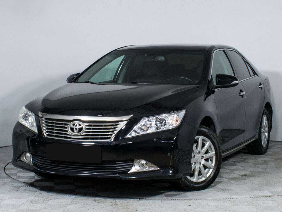 Toyota Camry с пробегом — 2012 год. Фото: #0