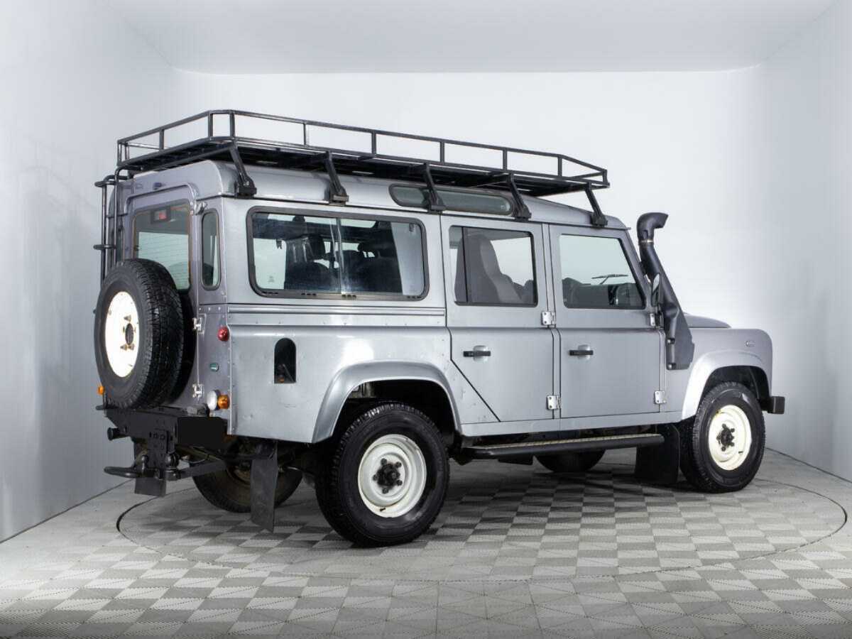 Land Rover Defender с пробегом — 2013 год. Фото: #4