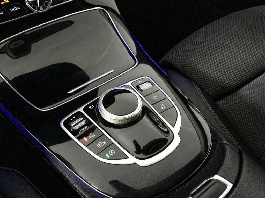 Mercedes-Benz E-Класс с пробегом — 2018 год. Фото: #19