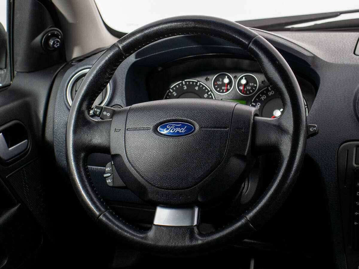 Ford Fusion с пробегом — 2008 год. Фото: #14