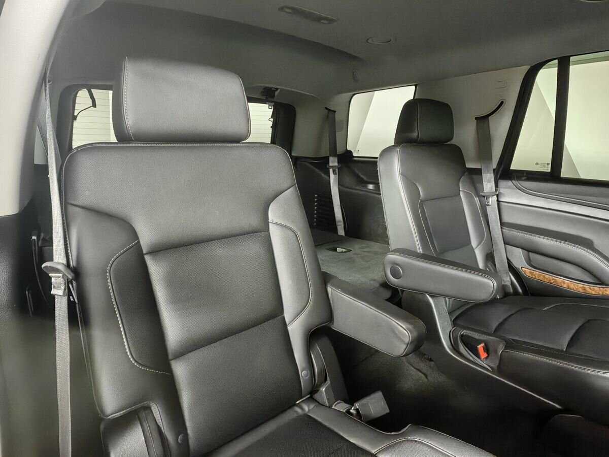 Chevrolet Tahoe с пробегом — 2018 год. Фото: #12