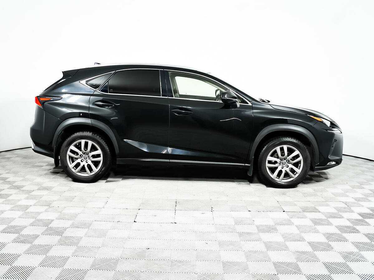 Lexus NX с пробегом — 2017 год. Фото: #3