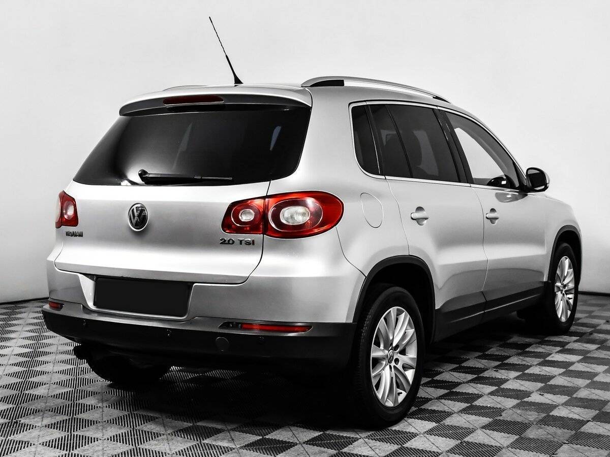 Volkswagen Tiguan с пробегом — 2009 год. Фото: #4