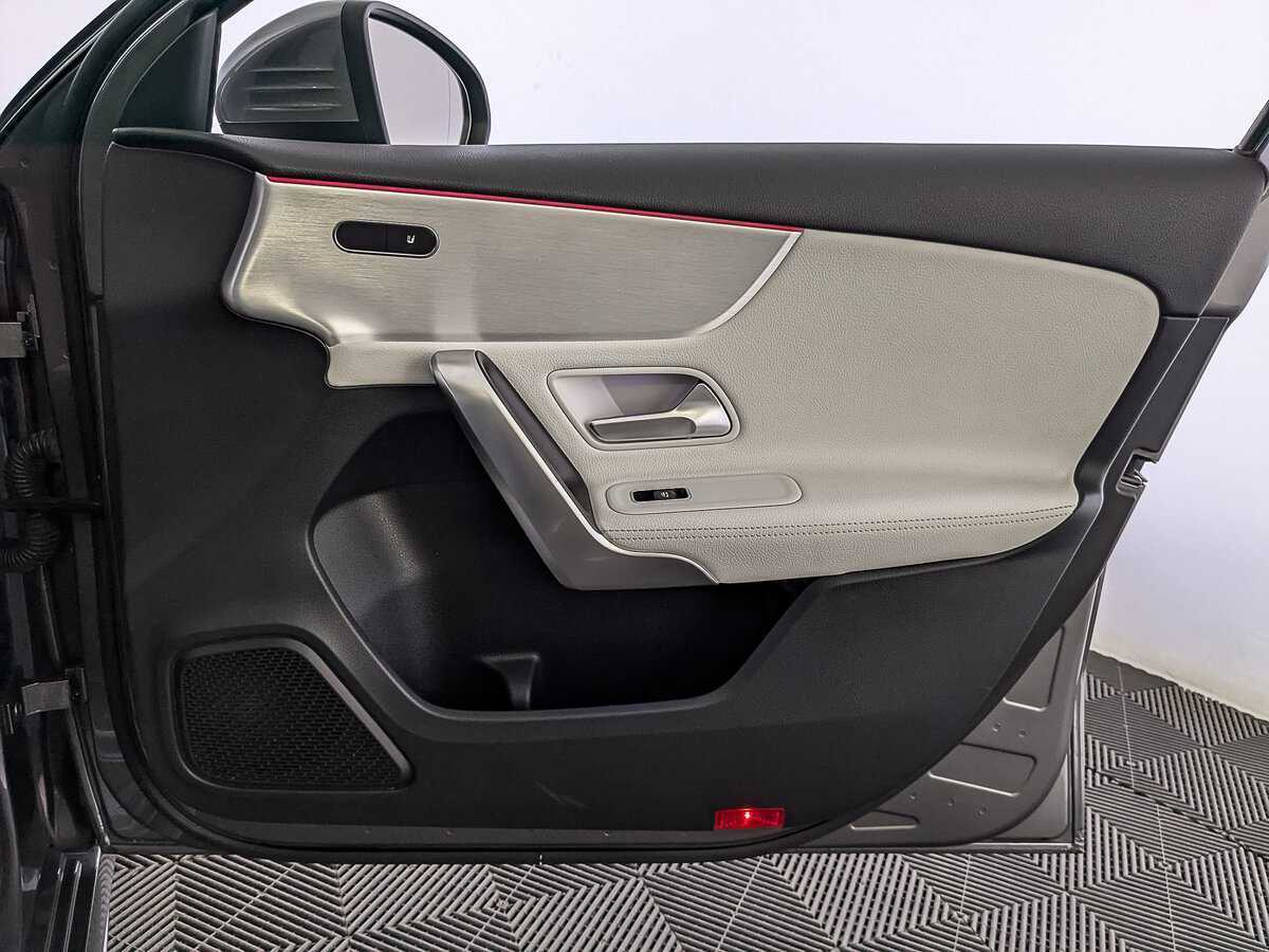 Mercedes-Benz A-Класс с пробегом — 2019 год. Фото: #24
