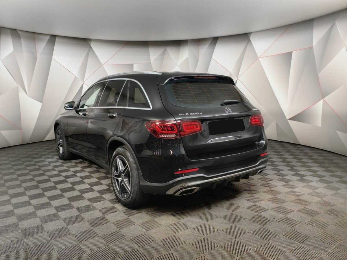 Mercedes-Benz GLC с пробегом — 2021 год. Фото: #3