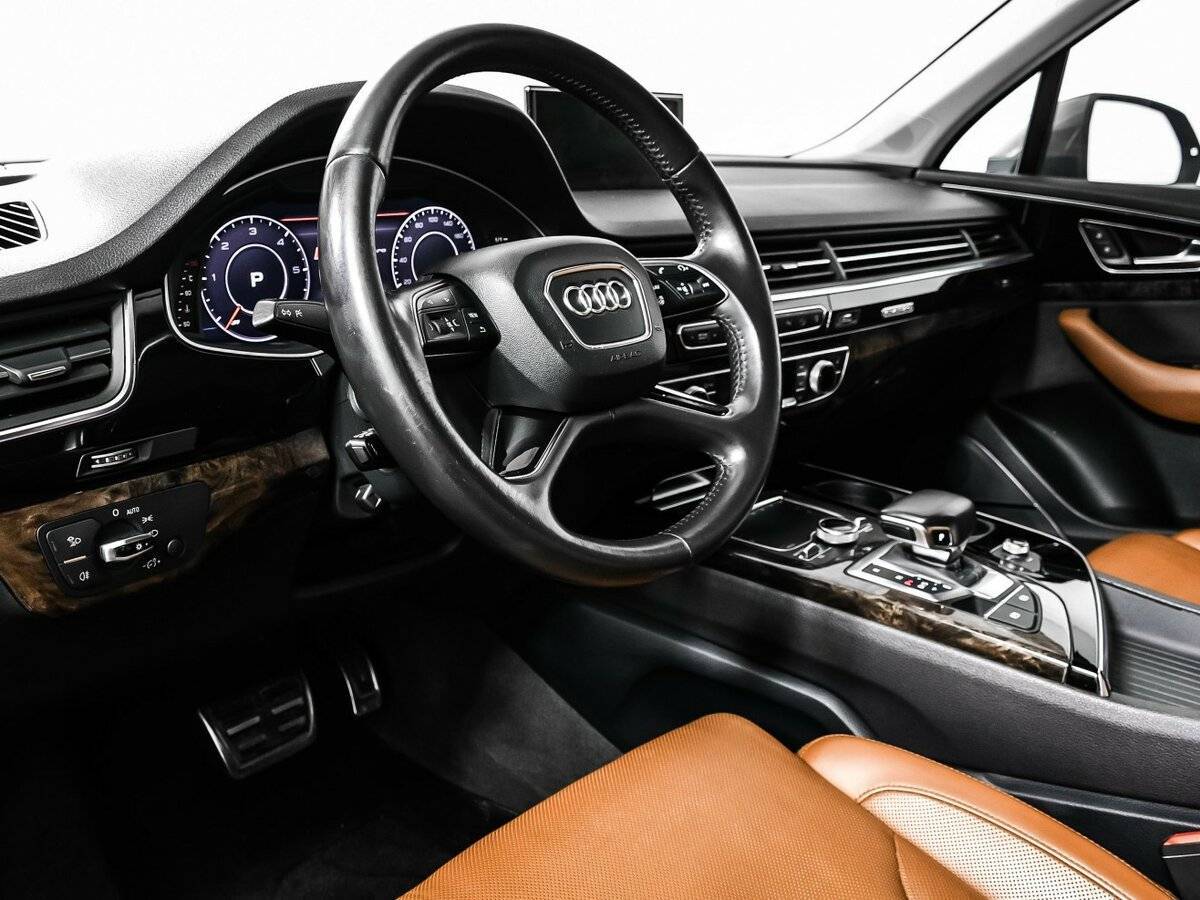 Audi Q7 с пробегом — 2015 год. Фото: #11