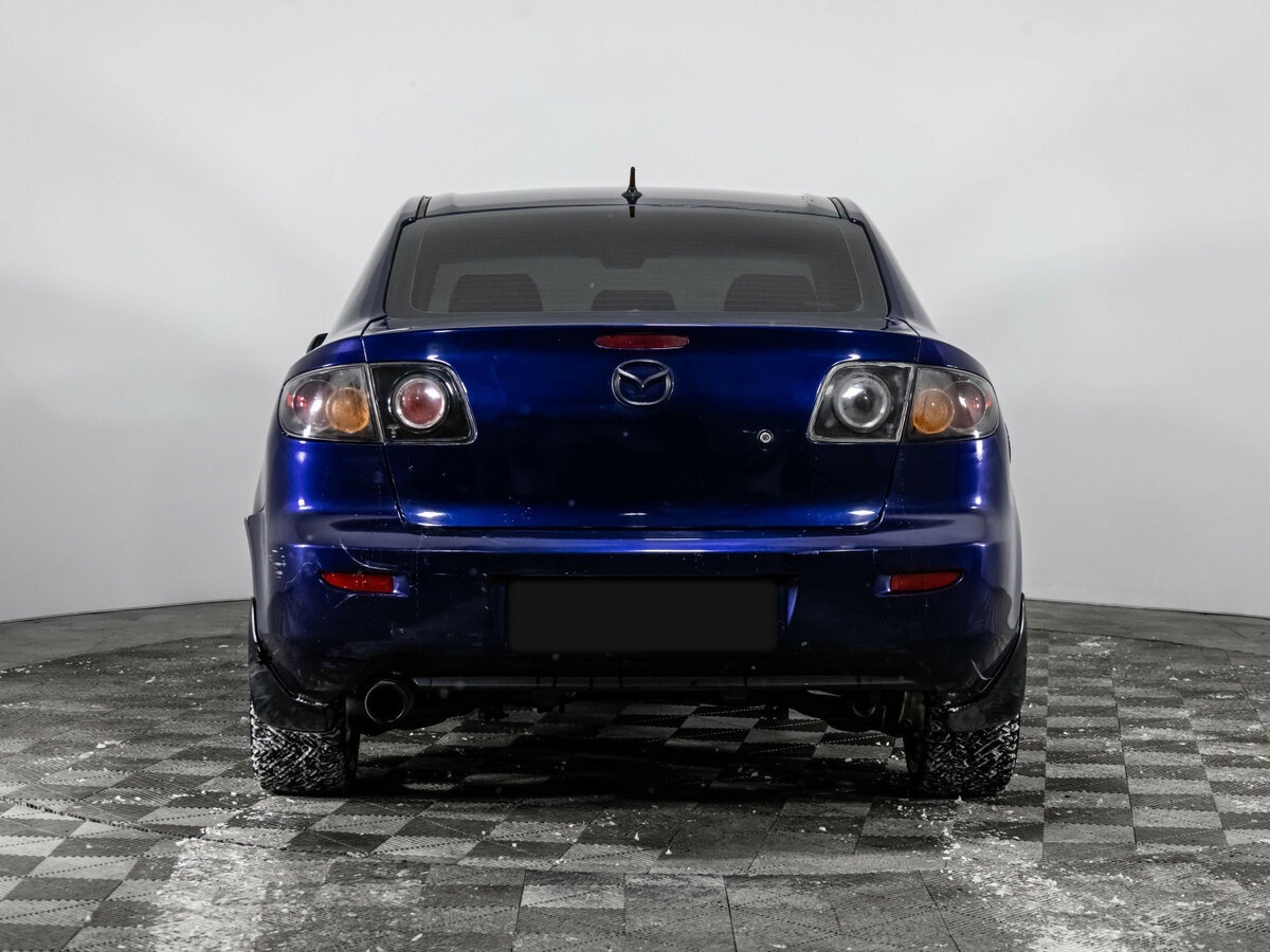 Mazda 3 с пробегом — 2006 год. Фото: #4