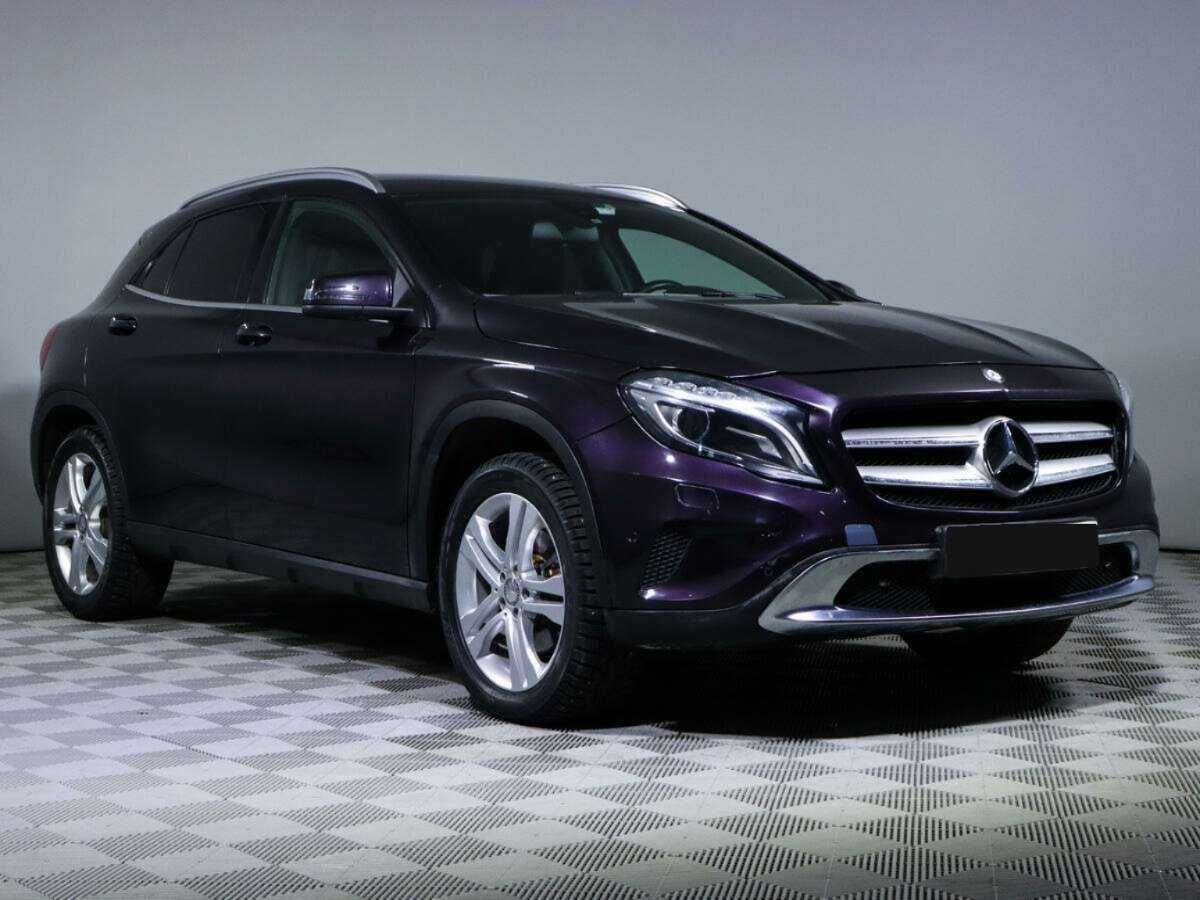 Mercedes-Benz GLA с пробегом — 2015 год. Фото: #2