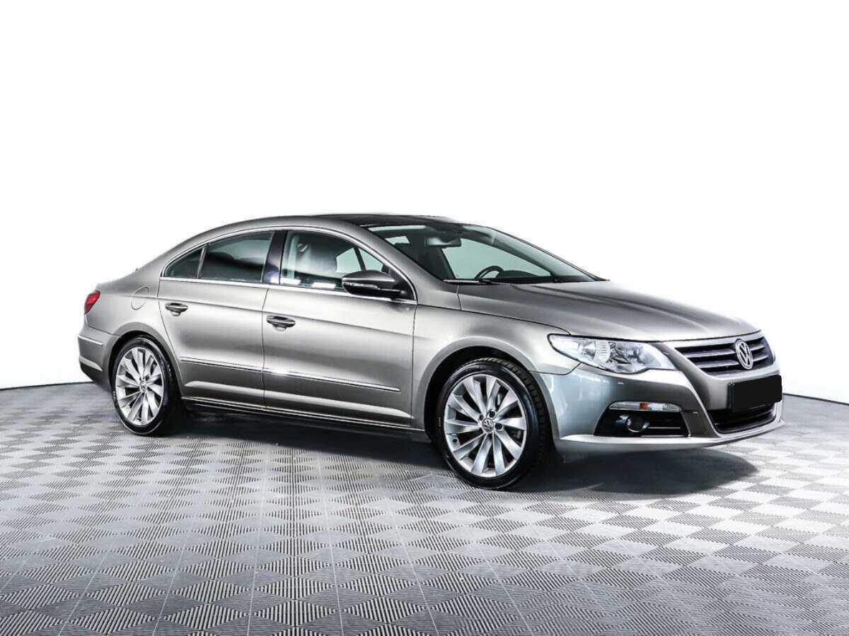 Volkswagen Passat CC с пробегом — 2011 год. Фото: #2