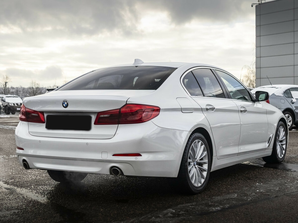 BMW 5 серии с пробегом — 2017 год. Фото: #4