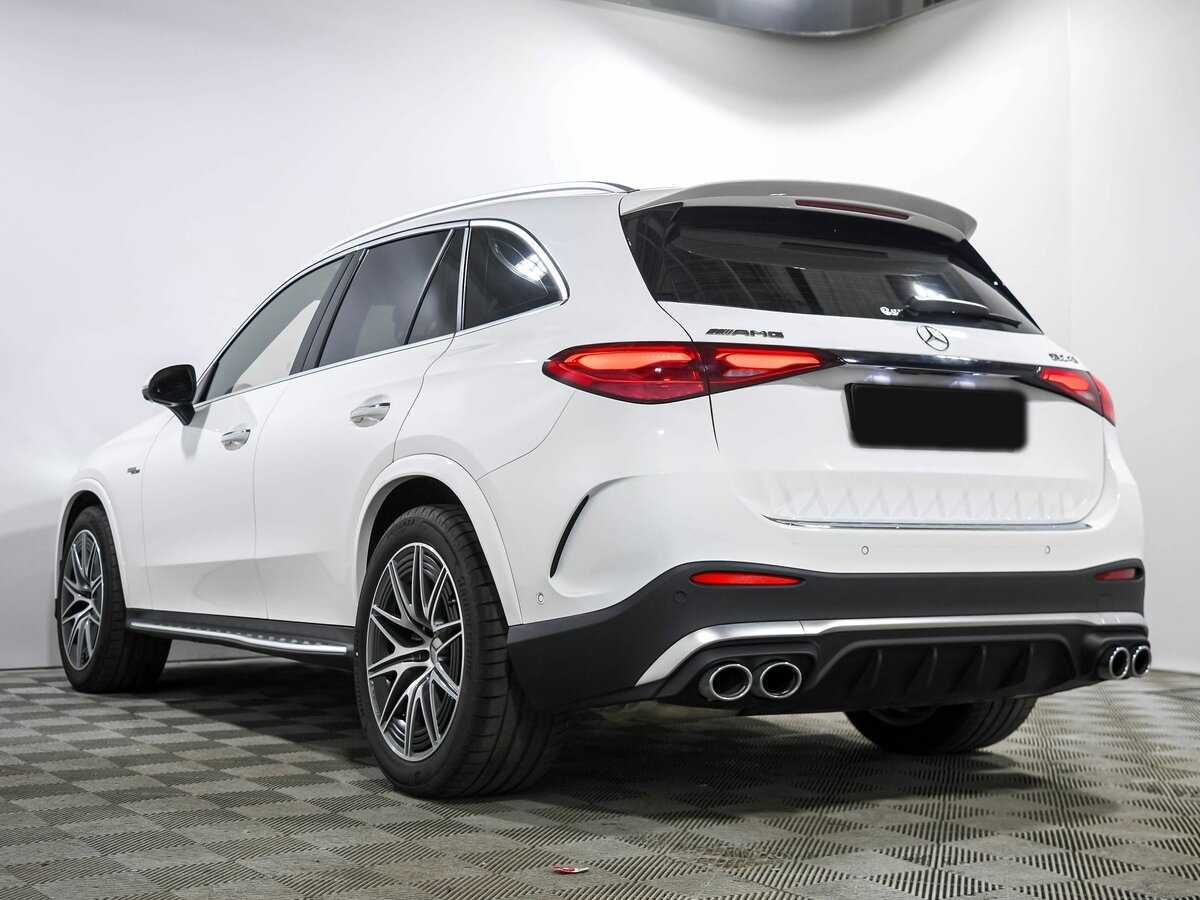 Mercedes-Benz GLC AMG с пробегом — 2024 год. Фото: #4