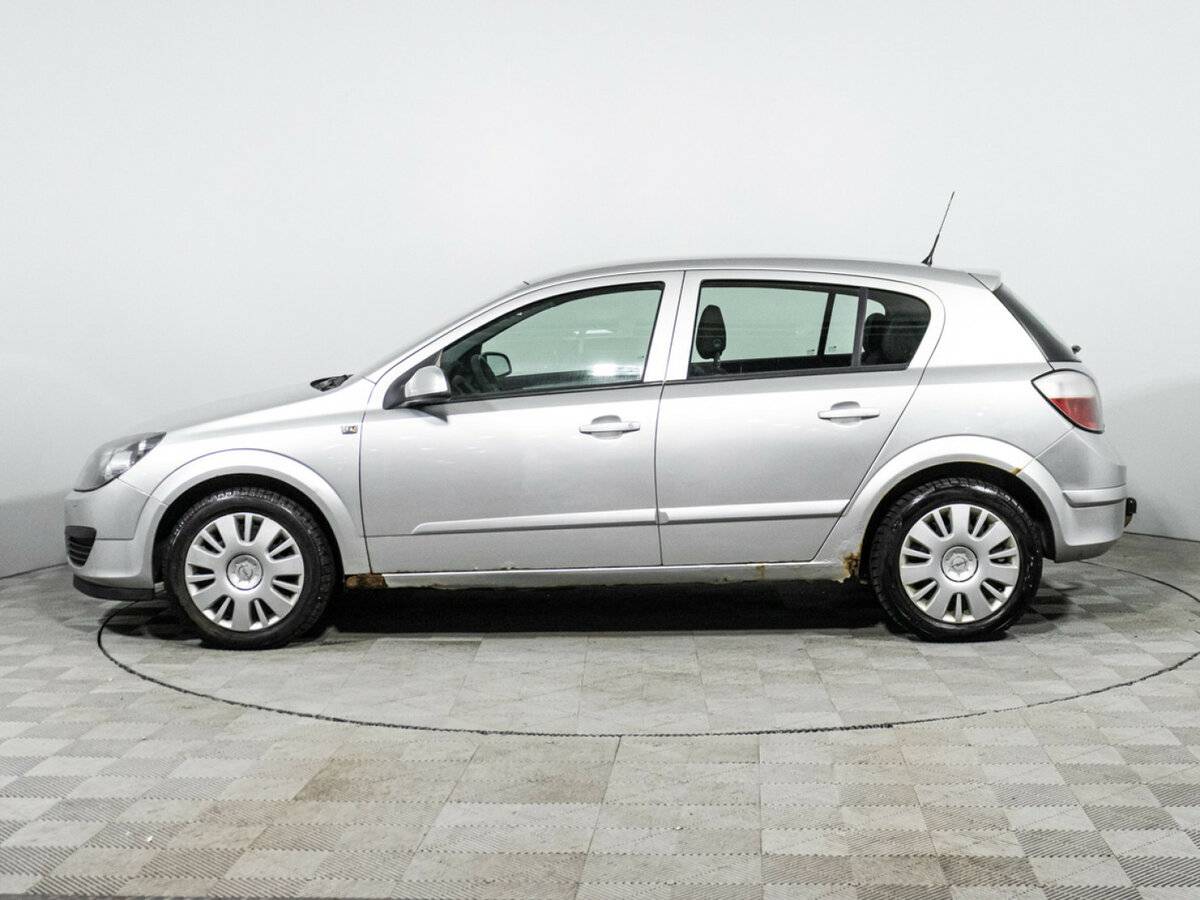 Opel Astra с пробегом — 2006 год. Фото: #7