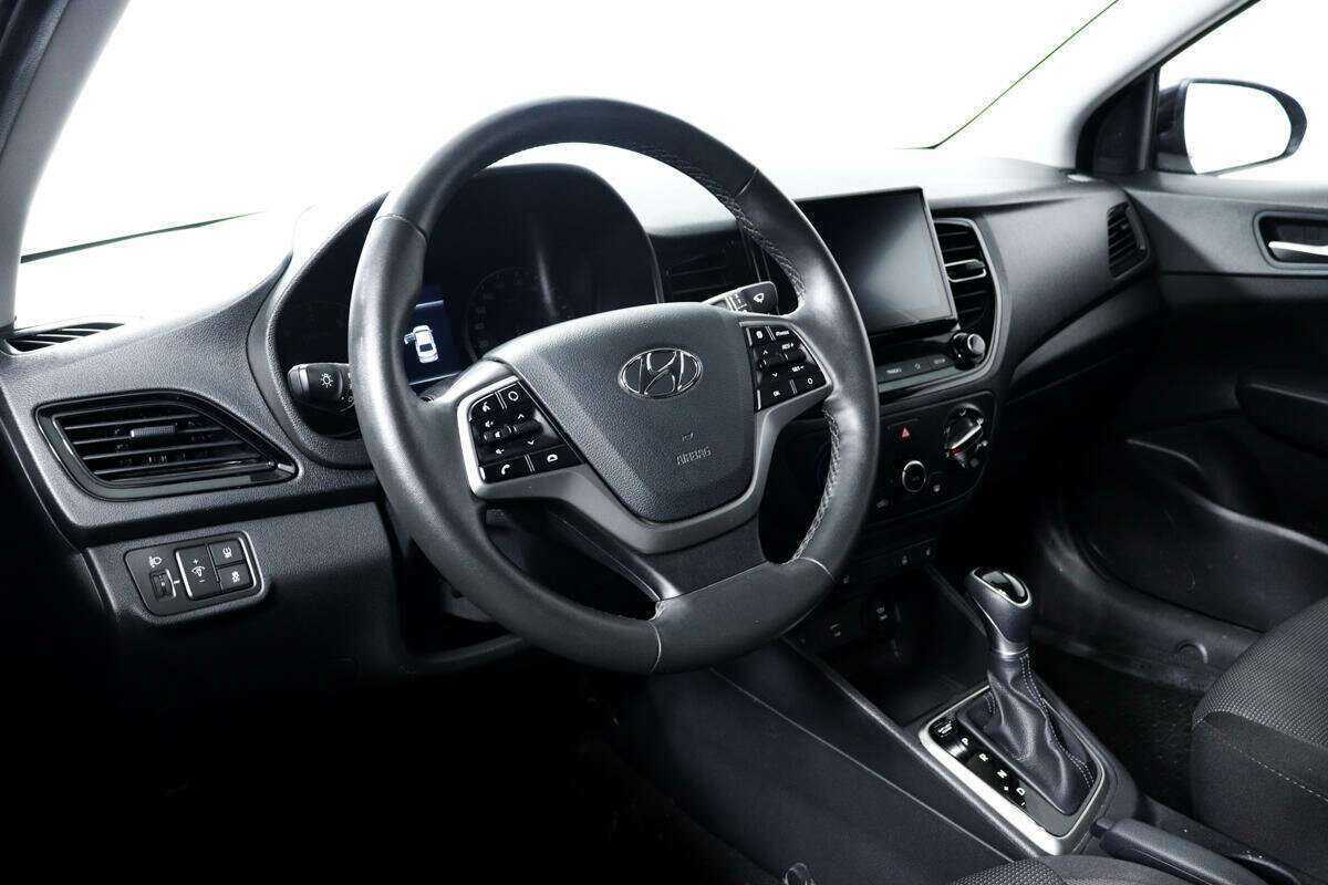 Hyundai Solaris с пробегом — 2020 год. Фото: #12