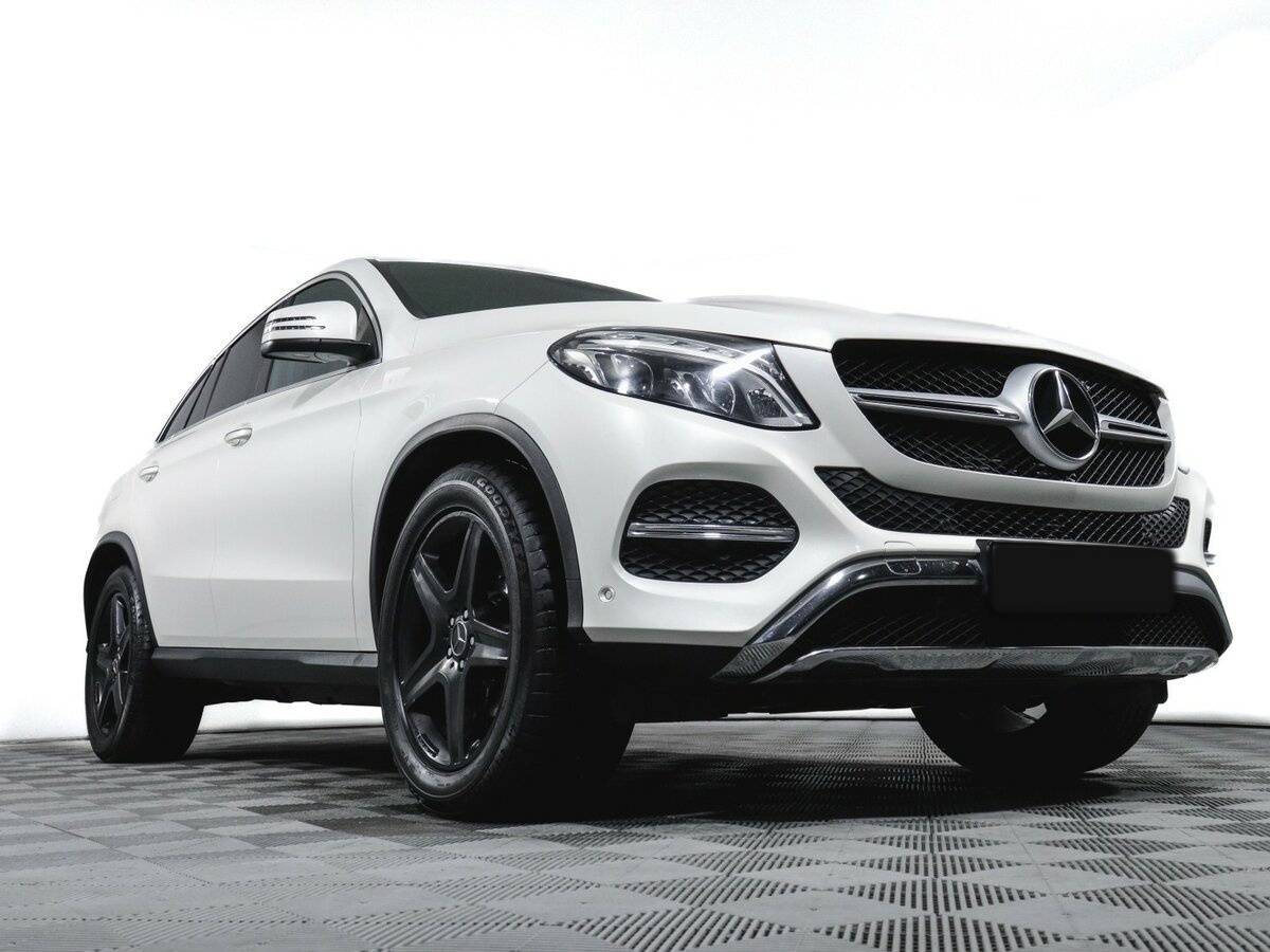 Mercedes-Benz GLE Coupe с пробегом — 2015 год. Фото: #17