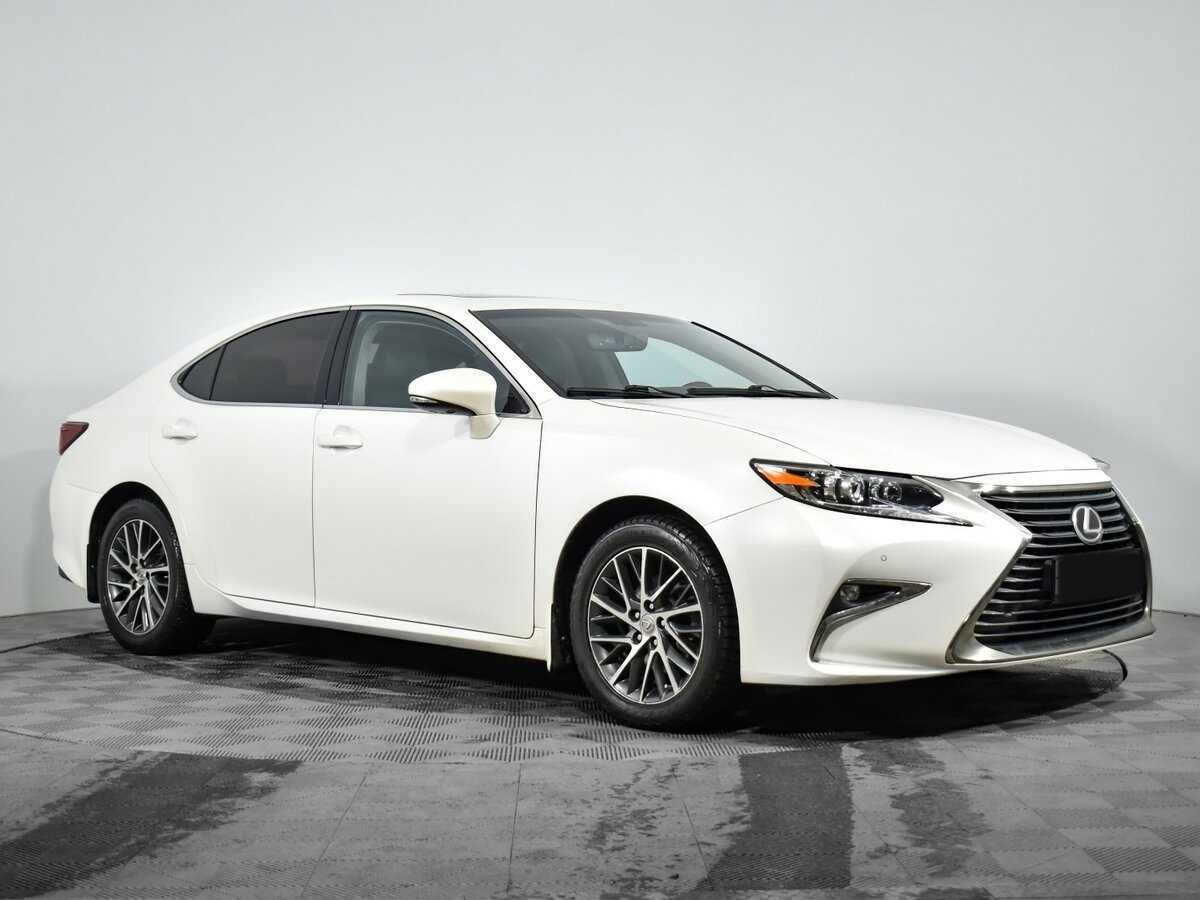 Lexus ES с пробегом — 2015 год. Фото: #2