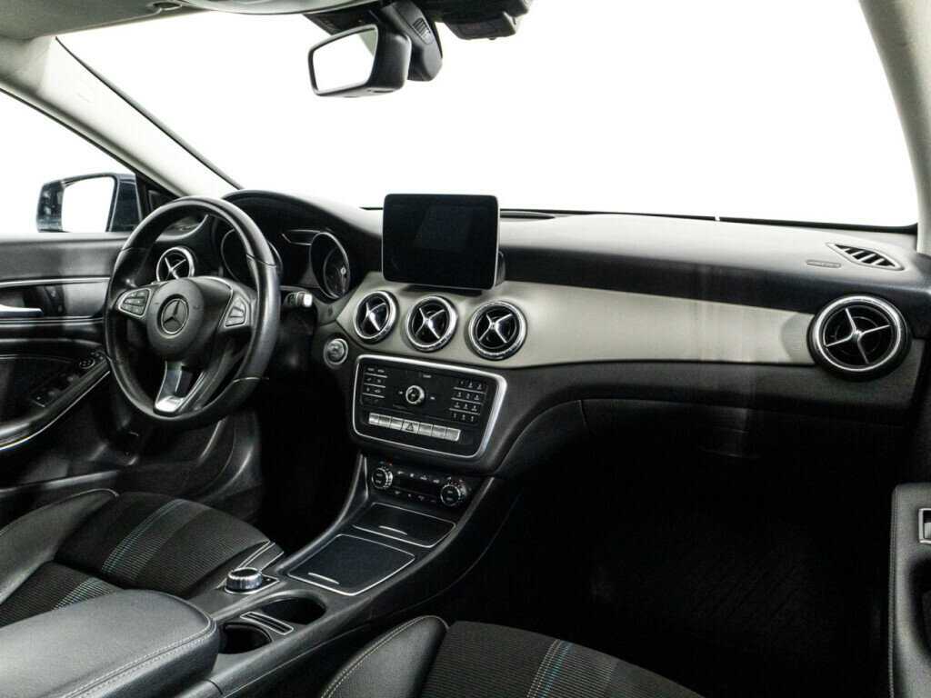 Mercedes-Benz CLA с пробегом — 2017 год. Фото: #8