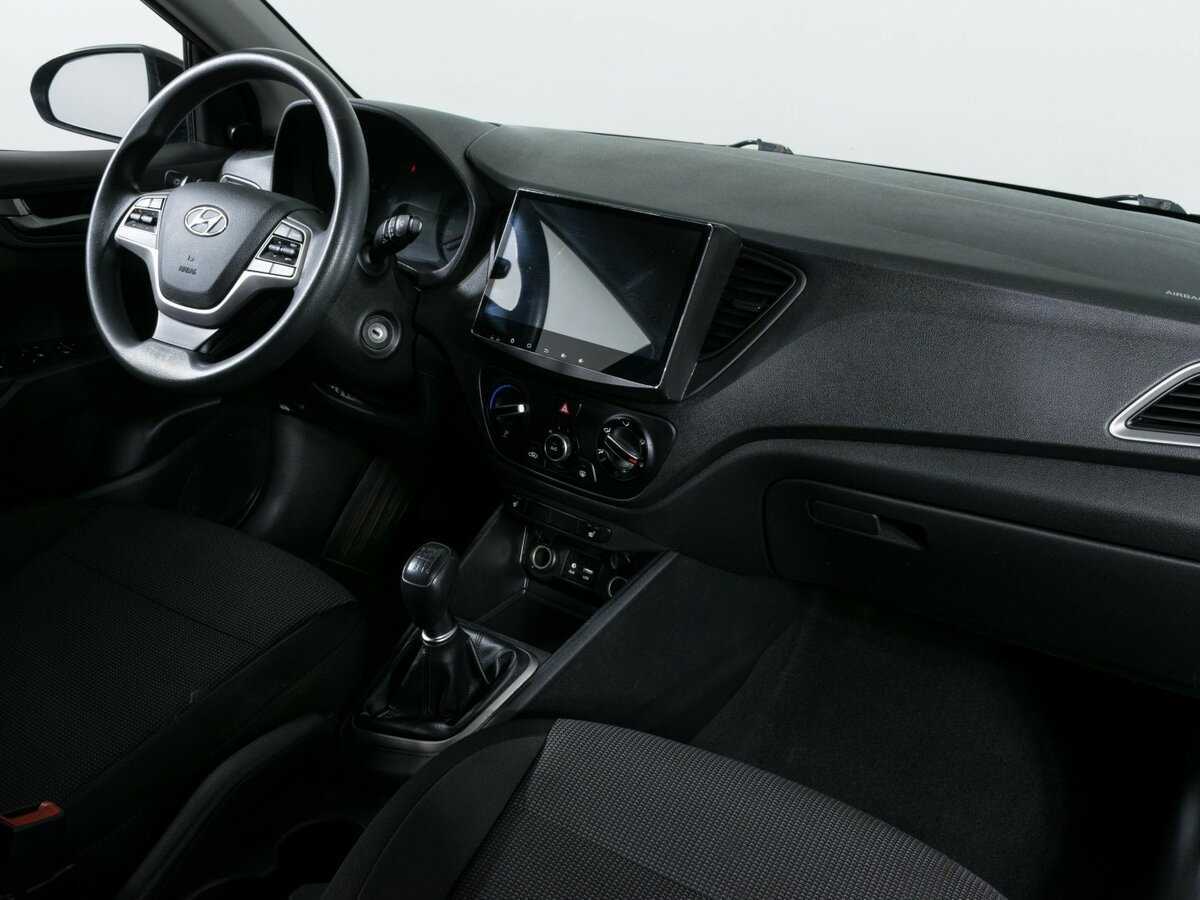 Hyundai Solaris с пробегом — 2018 год. Фото: #7