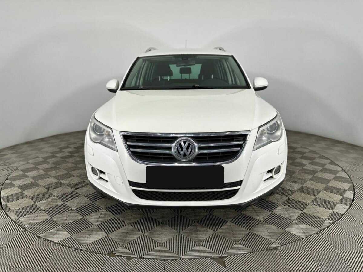 Volkswagen Tiguan с пробегом — 2011 год. Фото: #1