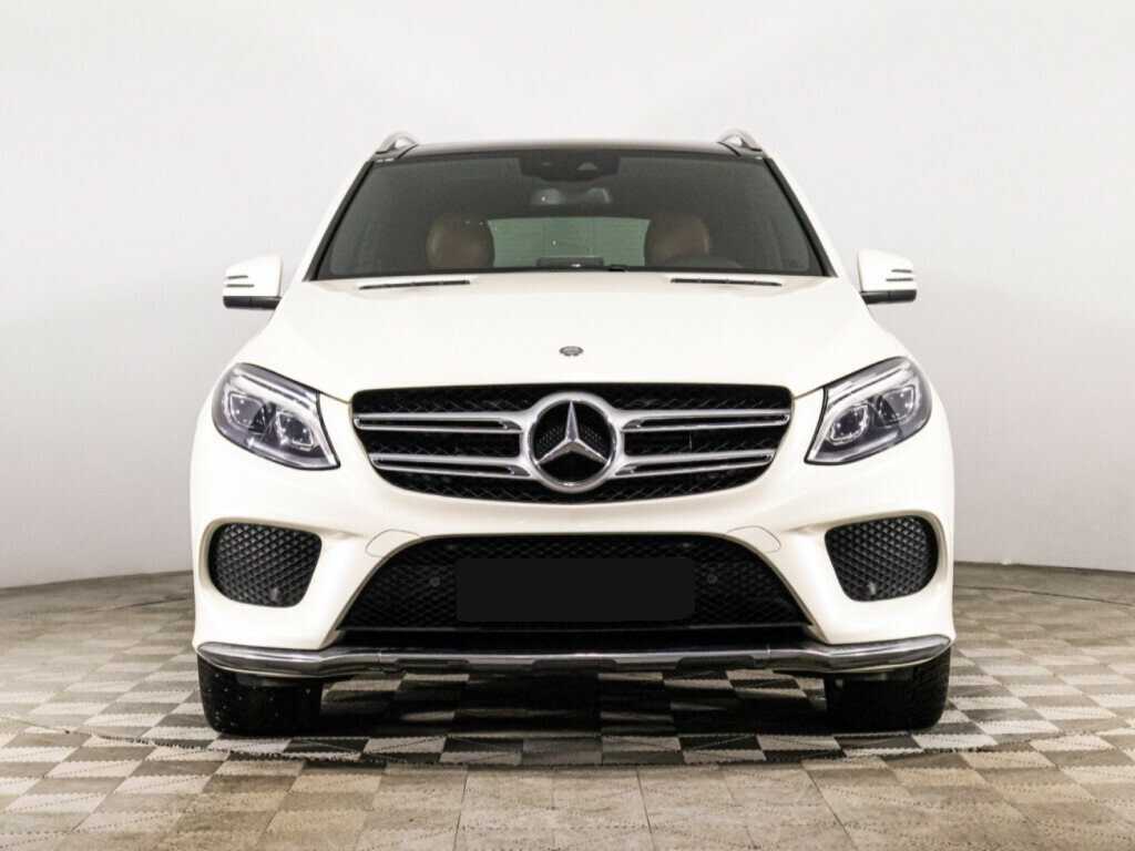 Mercedes-Benz GLE с пробегом — 2015 год. Фото: #1