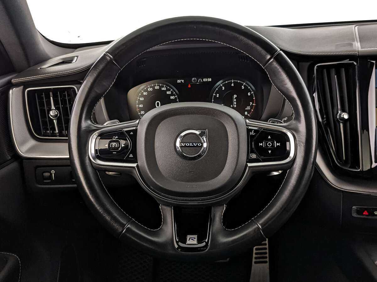 Volvo XC60 с пробегом — 2019 год. Фото: #17