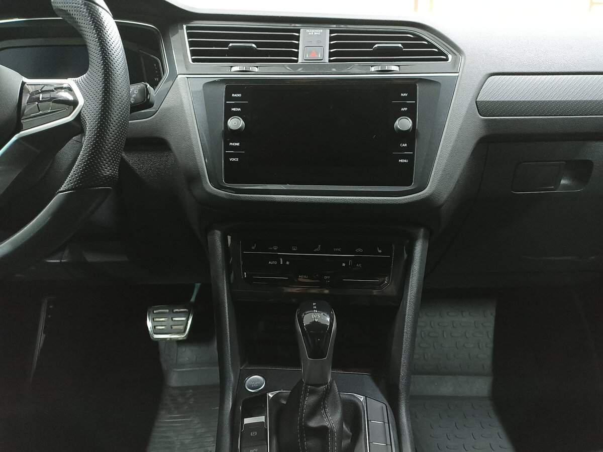 Volkswagen Tiguan с пробегом — 2021 год. Фото: #14