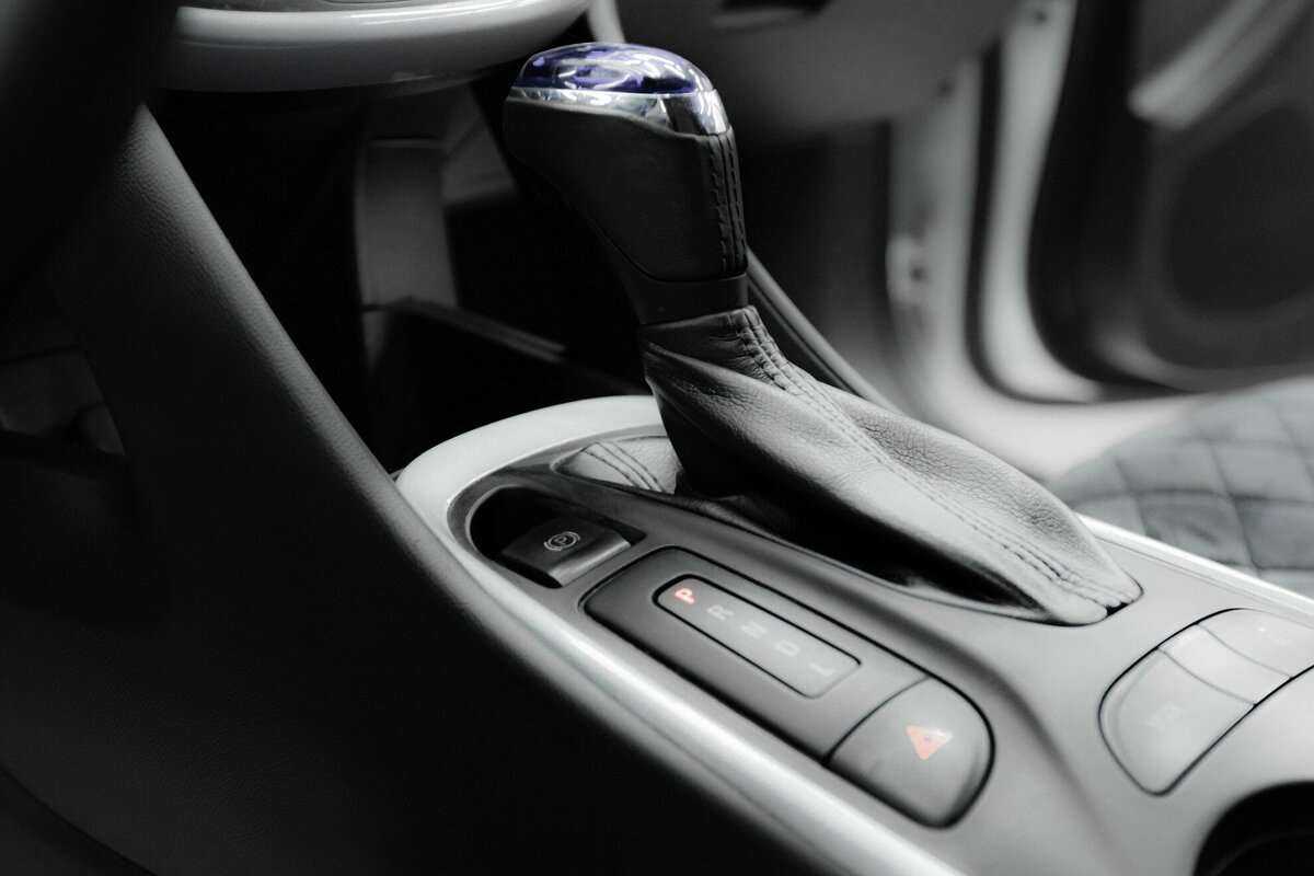 Chevrolet Volt с пробегом — 2016 год. Фото: #12