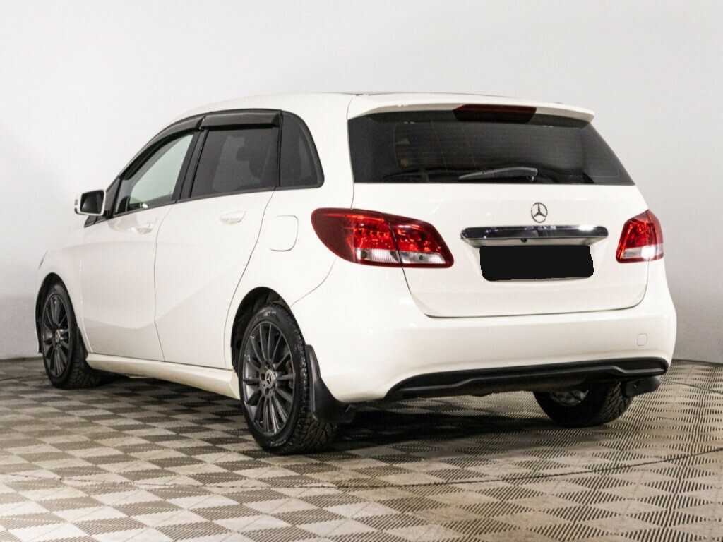 Mercedes-Benz B-Класс с пробегом — 2015 год. Фото: #6