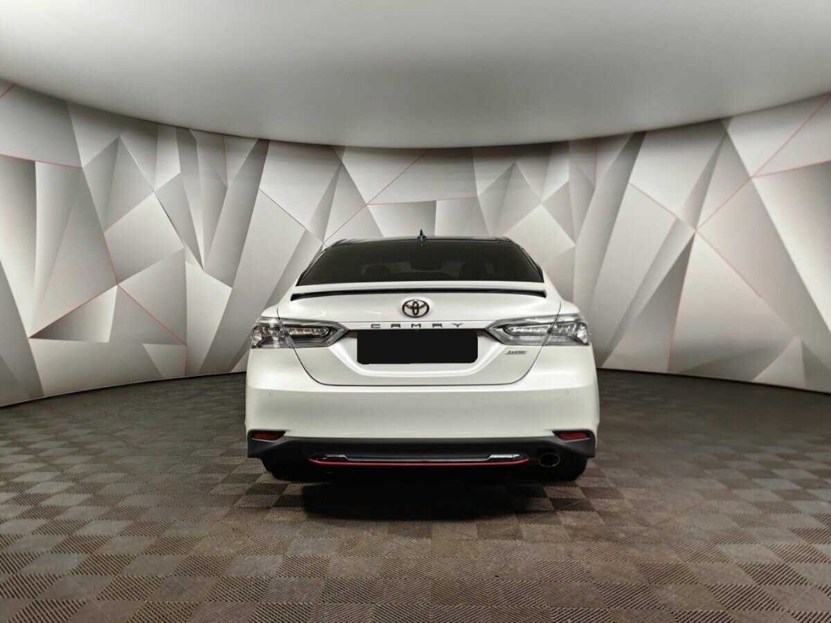 Toyota Camry с пробегом — 2020 год. Фото: #7