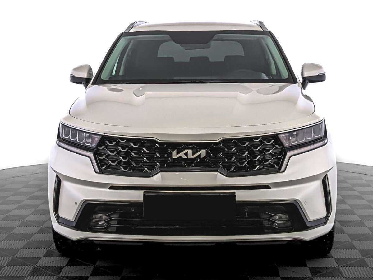Kia Sorento с пробегом — 2023 год. Фото: #1