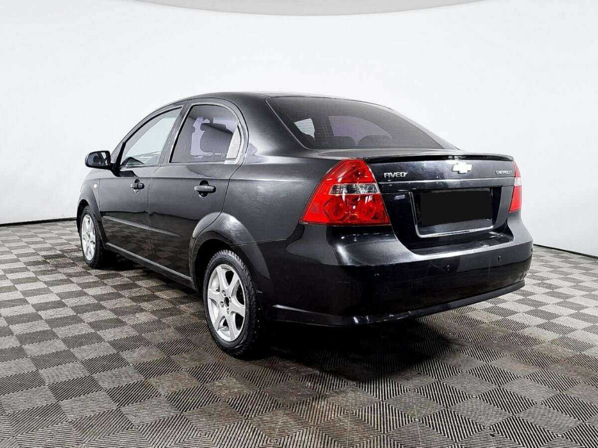 Chevrolet Aveo с пробегом — 2009 год. Фото: #5