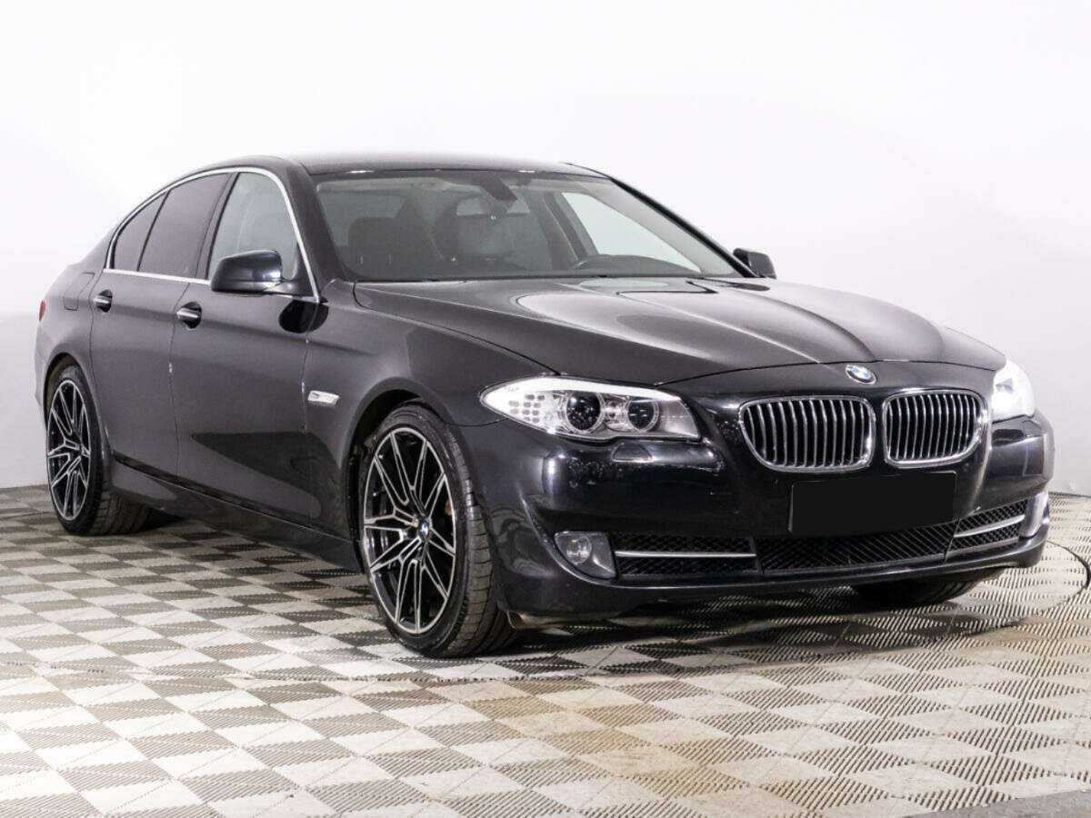 BMW 5 серии с пробегом — 2012 год. Фото: #2