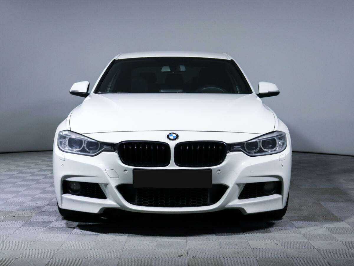 BMW 3 серии с пробегом — 2014 год. Фото: #1
