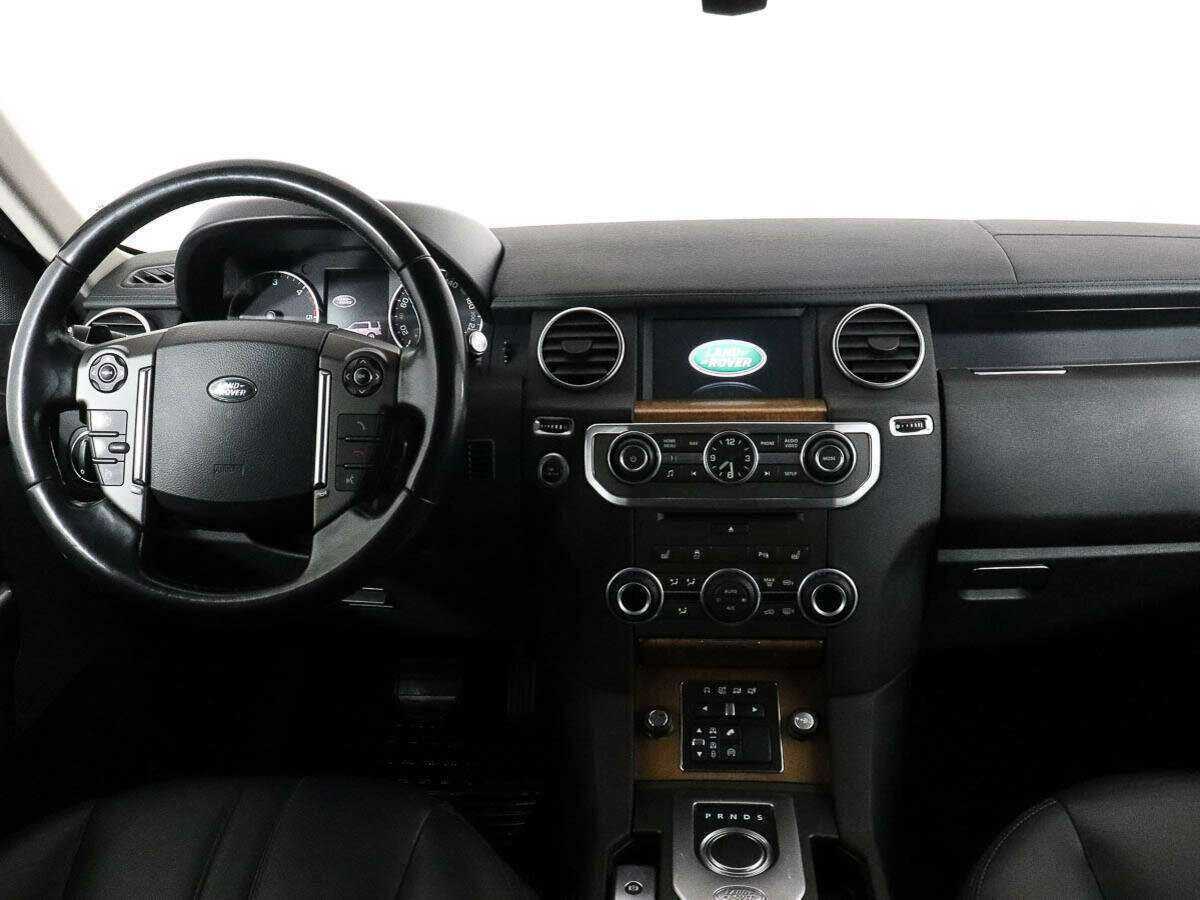 Land Rover Discovery с пробегом — 2015 год. Фото: #7