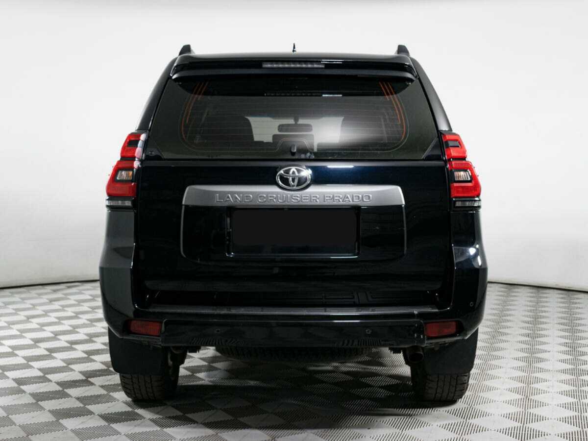 Toyota Land Cruiser Prado с пробегом — 2018 год. Фото: #3