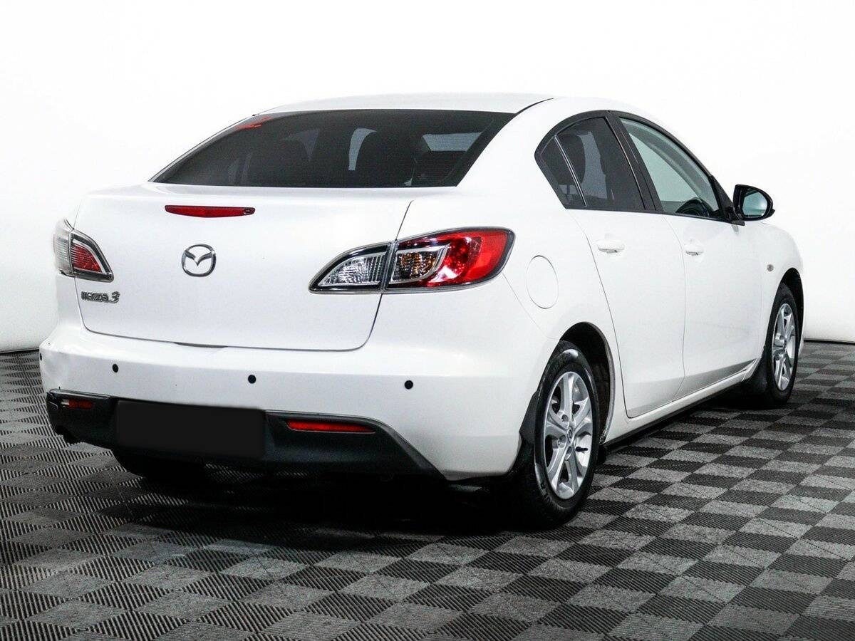 Mazda 3 с пробегом — 2011 год. Фото: #4