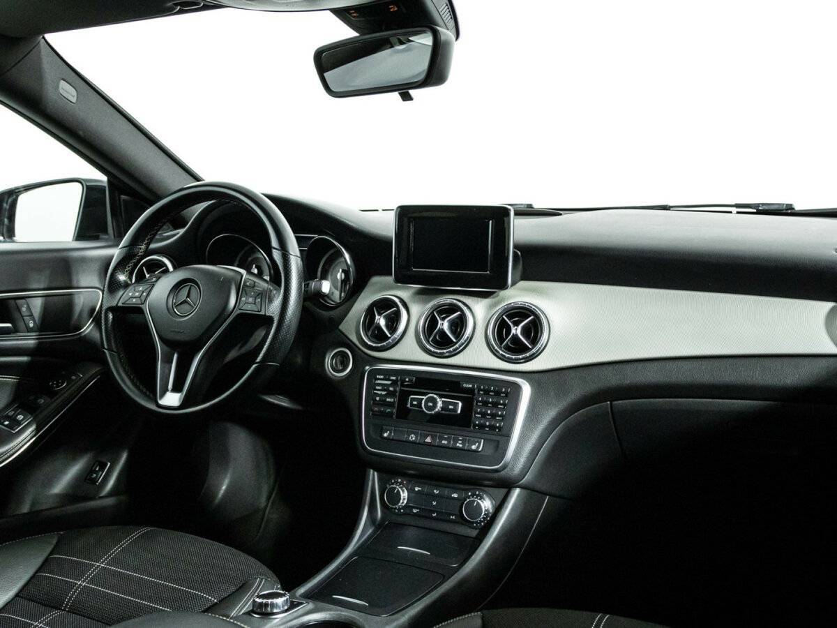 Mercedes-Benz CLA с пробегом — 2014 год. Фото: #8
