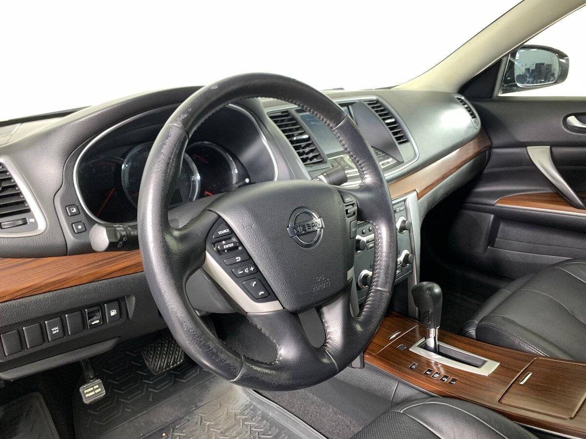 Nissan Teana с пробегом — 2011 год. Фото: #10