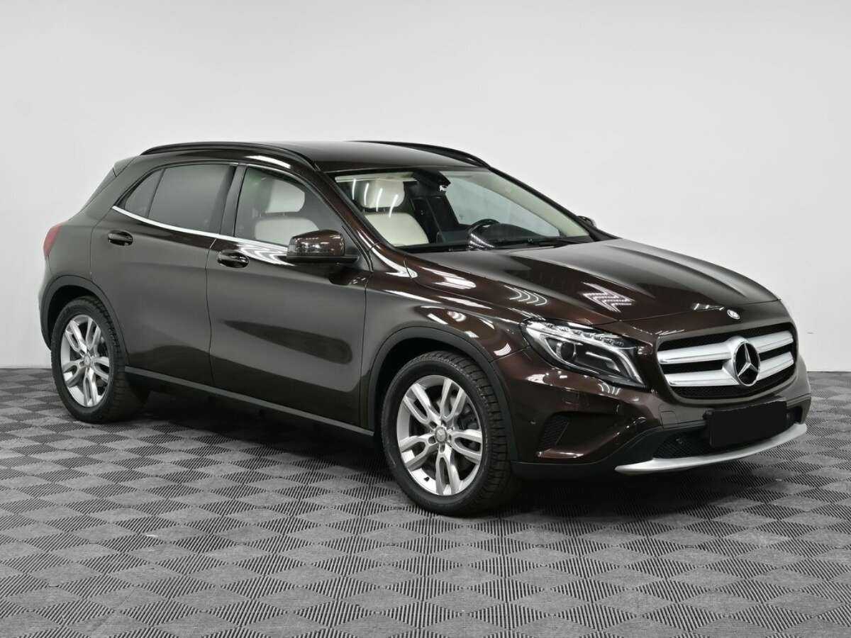 Mercedes-Benz GLA с пробегом — 2014 год. Фото: #2