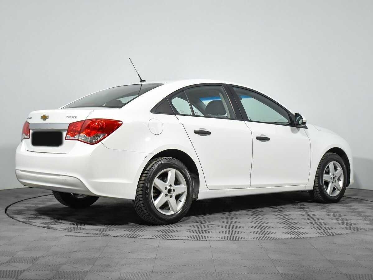 Chevrolet Cruze с пробегом — 2014 год. Фото: #4