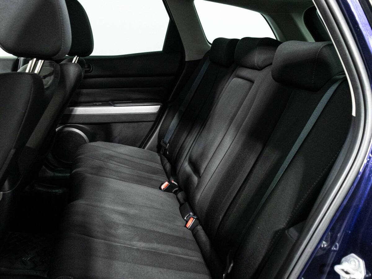 Mazda CX-7 с пробегом — 2011 год. Фото: #9
