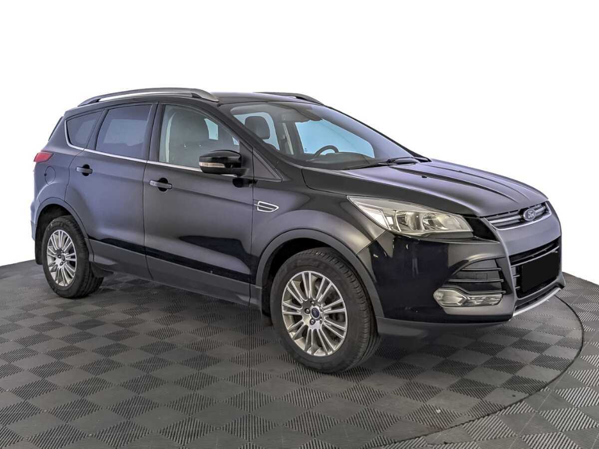 Ford Kuga с пробегом — 2014 год. Фото: #2