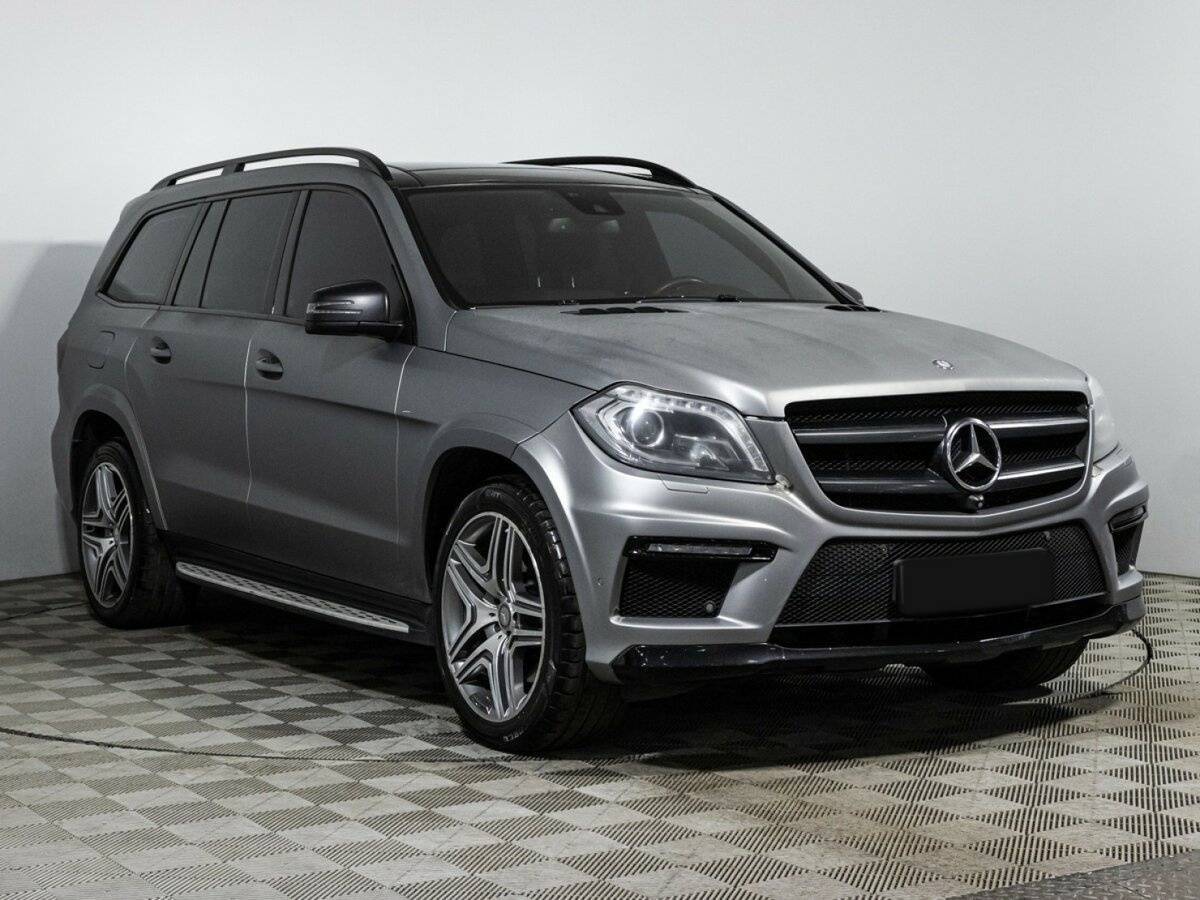 Mercedes-Benz GL-Класс с пробегом — 2015 год. Фото: #2