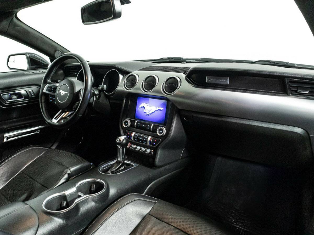 Ford Mustang с пробегом — 2018 год. Фото: #8