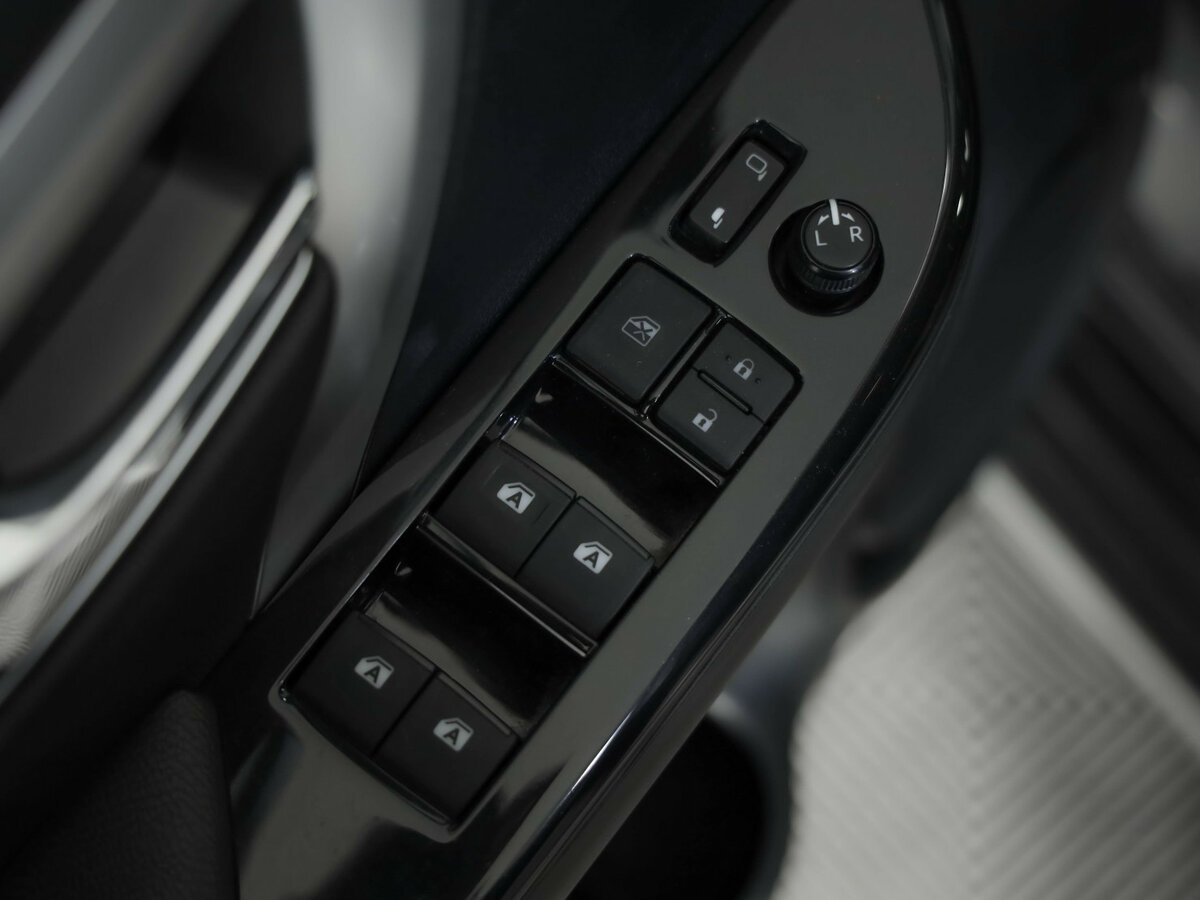 Toyota Fortuner с пробегом — 2017 год. Фото: #25