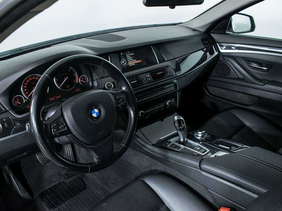 BMW 5 серии с пробегом — 2016 год. Фото: #12