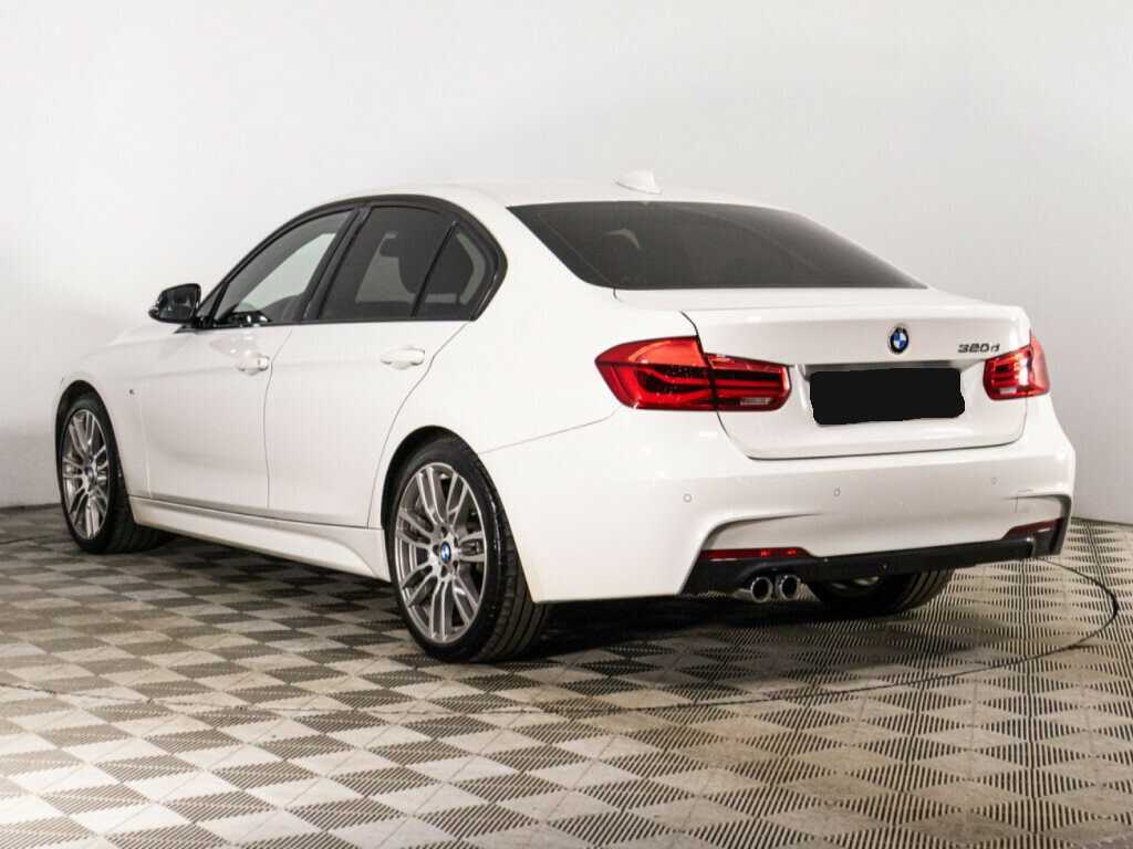 BMW 3 серии с пробегом — 2018 год. Фото: #6