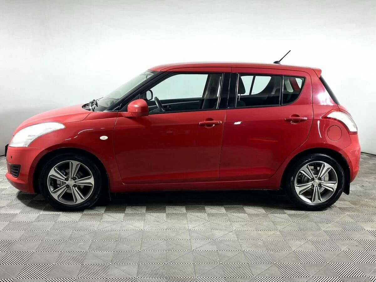 Suzuki Swift с пробегом — 2011 год. Фото: #5