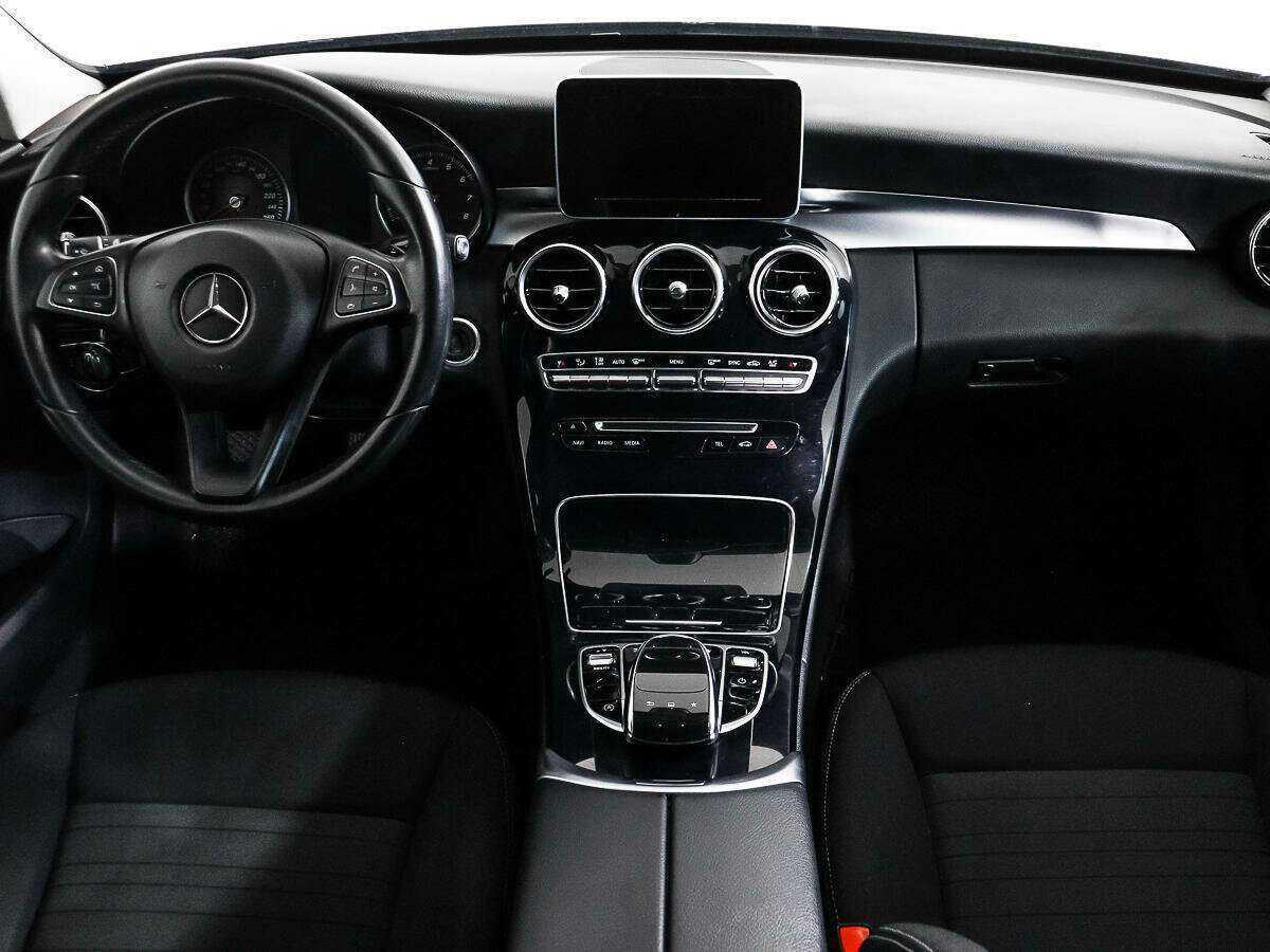 Mercedes-Benz C-Класс с пробегом — 2015 год. Фото: #13