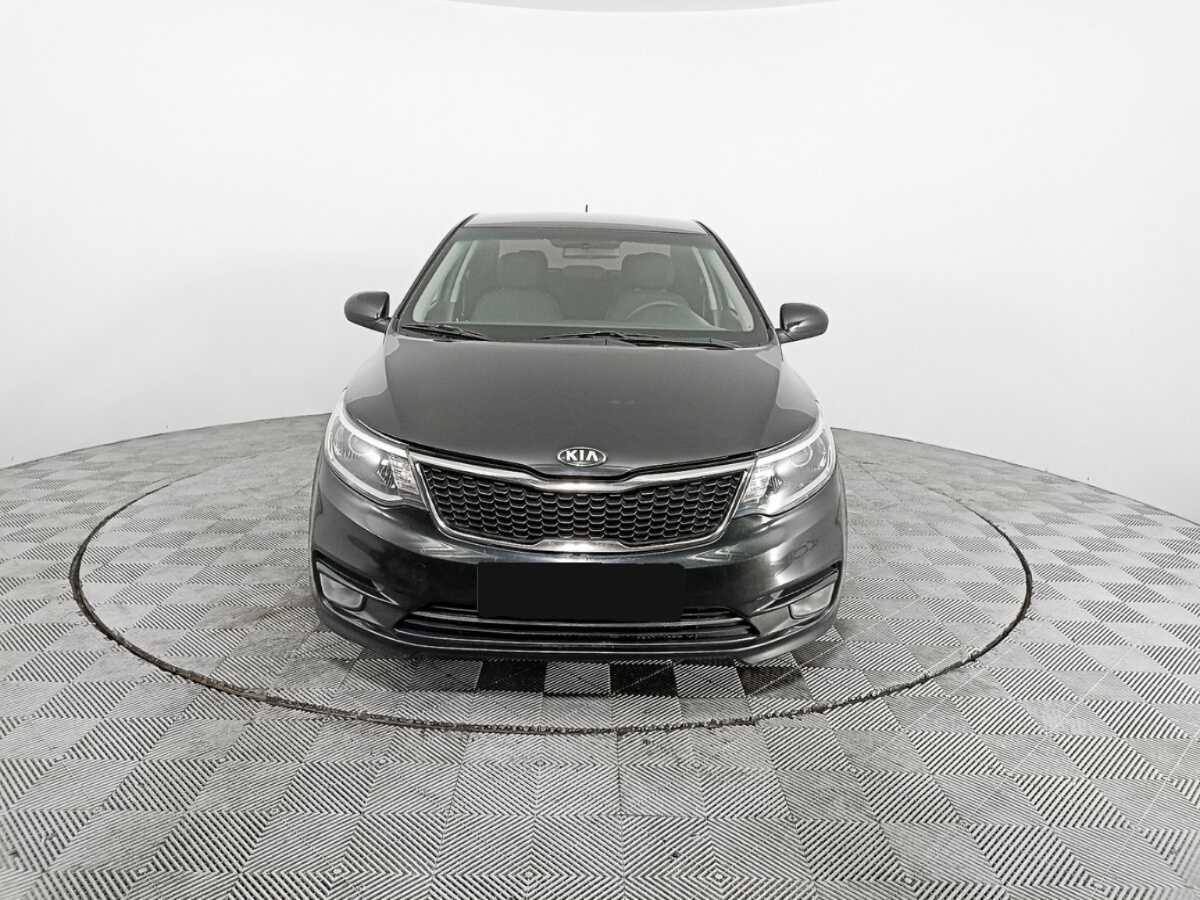 Kia Rio с пробегом — 2017 год. Фото: #1