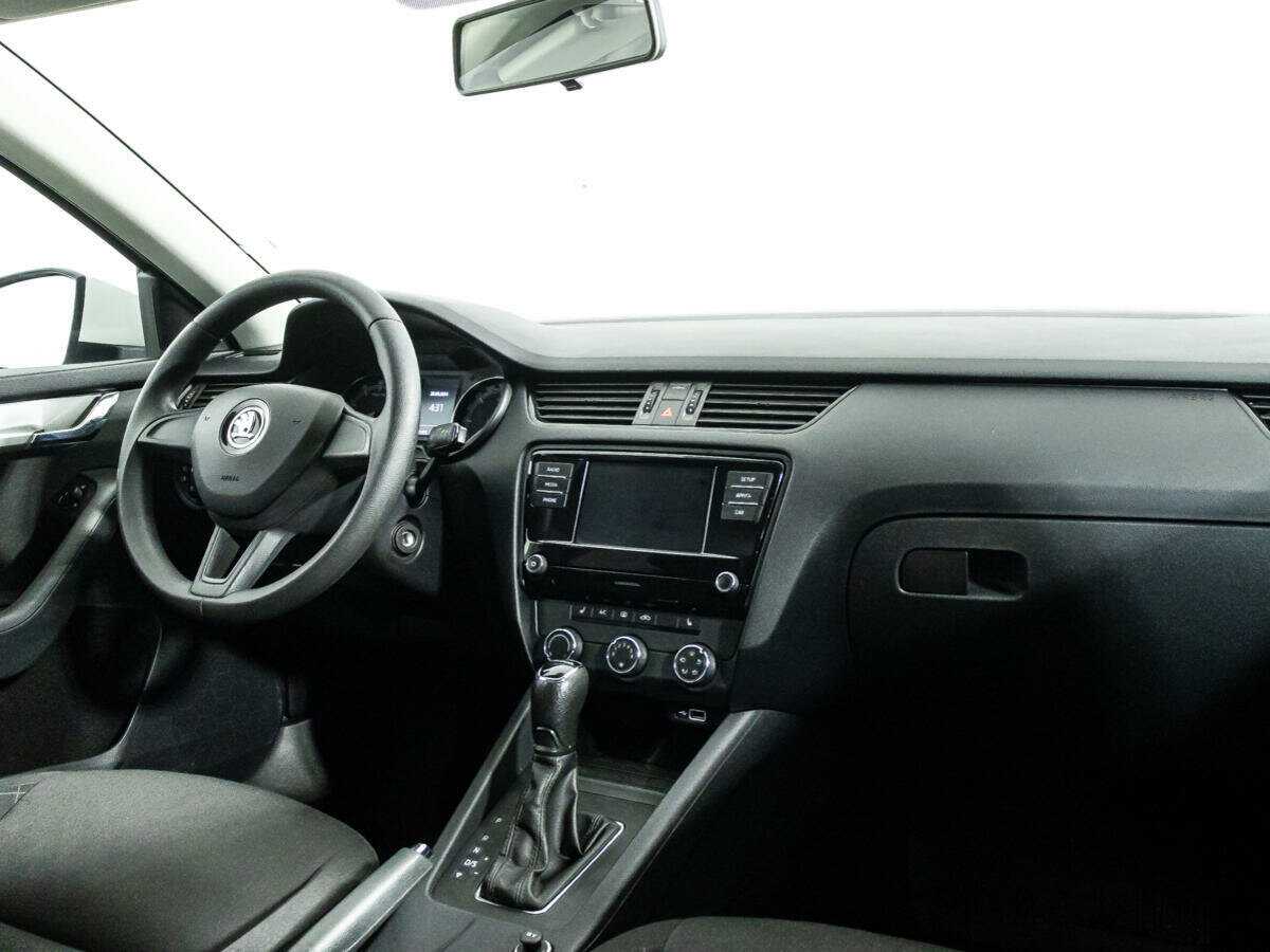 Skoda Octavia с пробегом — 2018 год. Фото: #8